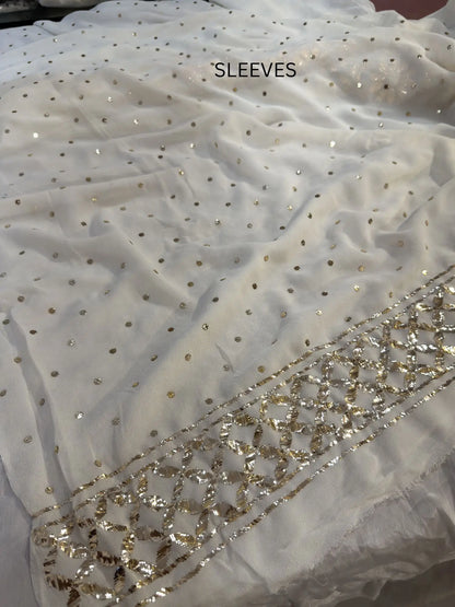 Border with traditional Mukaish and Kamdani work on a white Lucknowi Kurta Set Sleeves