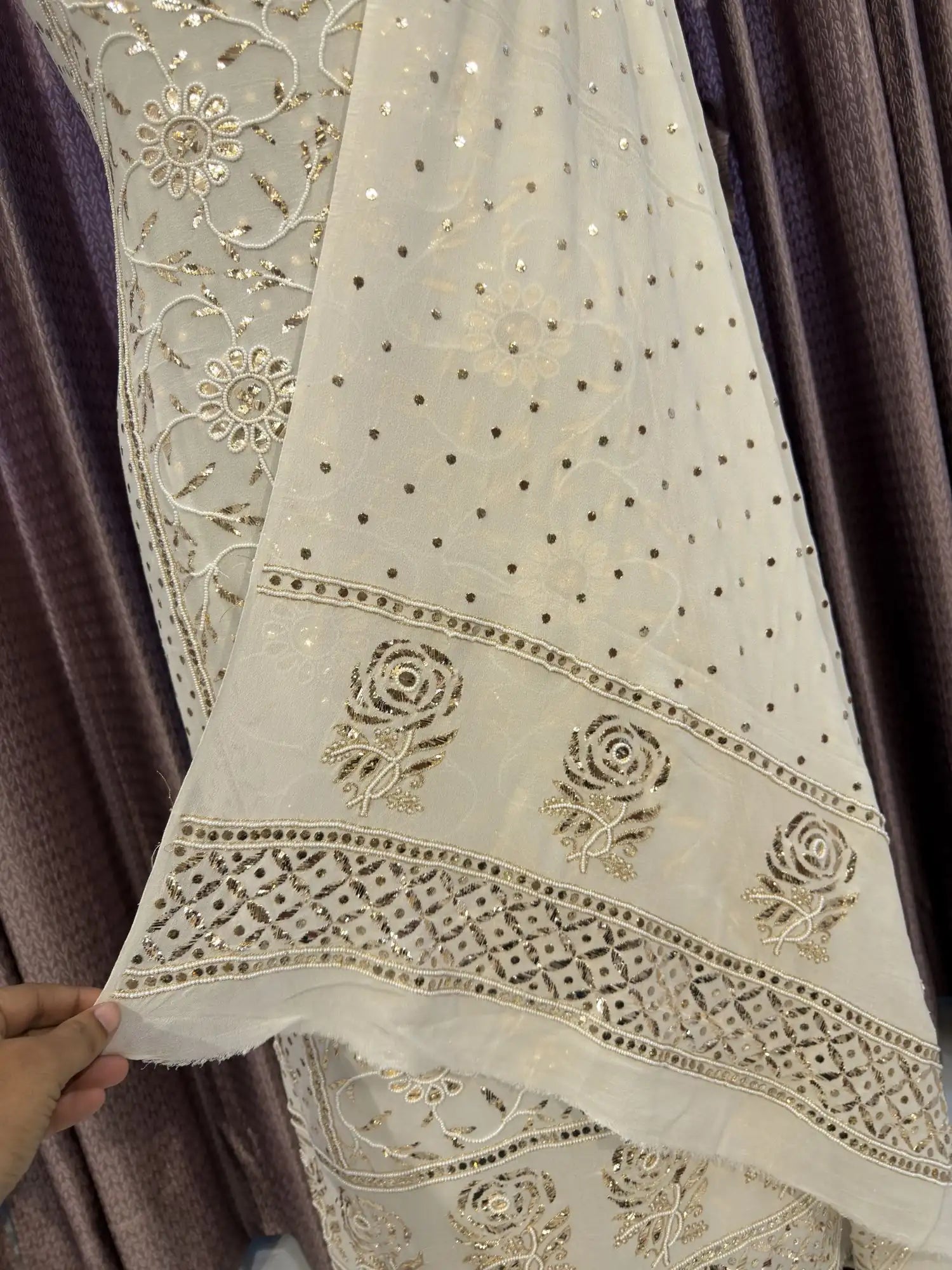 Handcrafted pearl, Badla and Mukaish border detail on a White Lucknowi Kurta Set